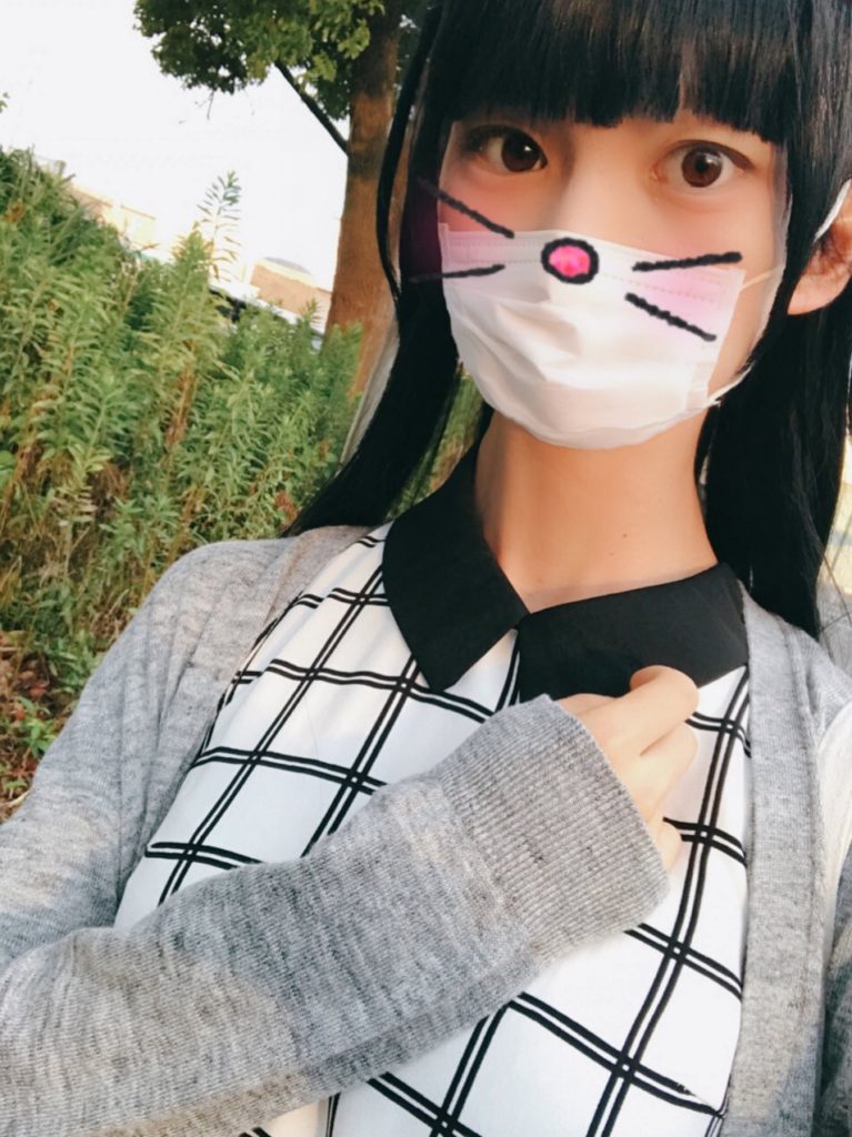 【18歳～20代女装娘画像】アイドル並みの激カワのロリ系男の娘 彩月ちゃん