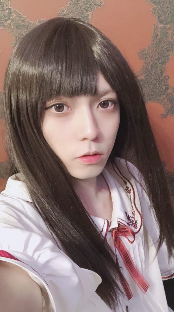 【18歳～20代女装娘画像】気品のあるお嬢様系のお顔が可愛過ぎる男の娘 カオルちゃん